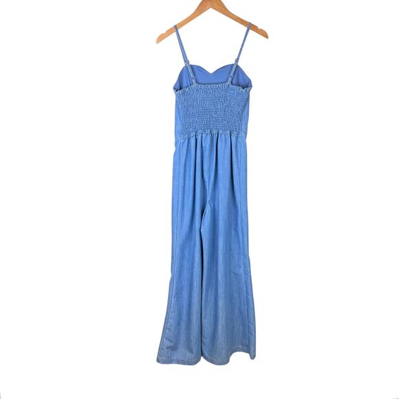 Jessica Simpson Chambray Blue Smocked Back Strappy Wide Leg Cropped Jumpsuit - Picture 5 of 9